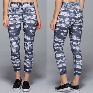 Lululemon High Times Pant 7/8